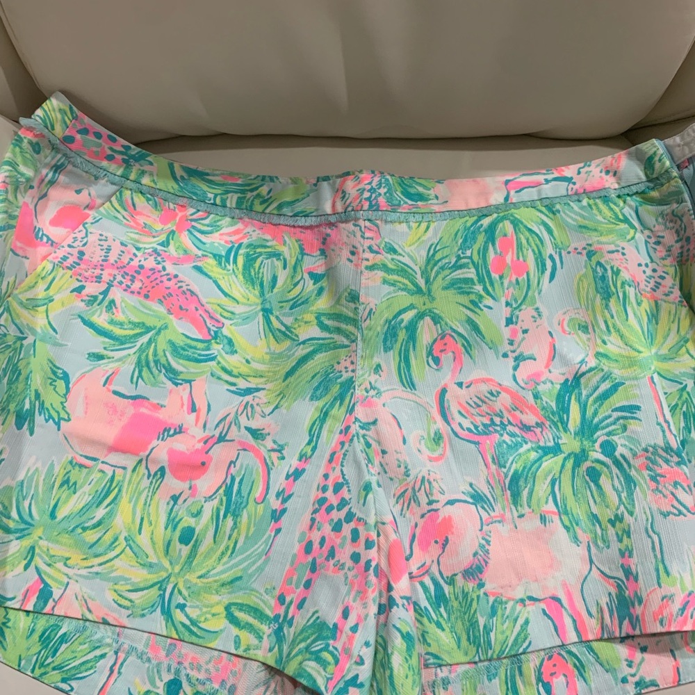 Lilly Pulitzer side zip shorts-size 14-NWOT